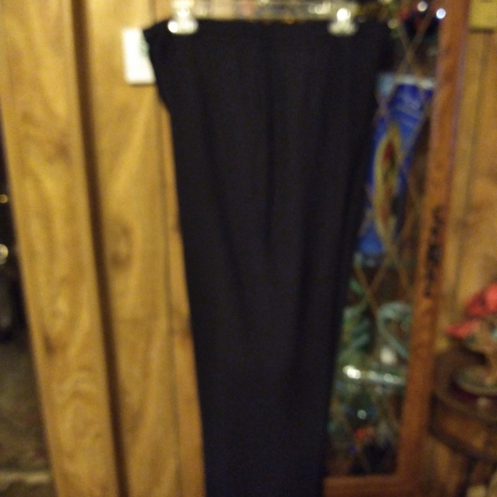 Larry Levine Pants Suit - Picture 11 of 12